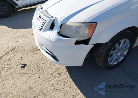 2014 Chrysler Town & Country Touring from USA, damaged, VIN 2C4RC1BG7ER402593